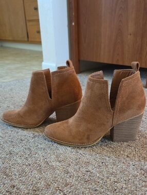 Beast Fashion Brown Suede Ankle Booties with Block Heel